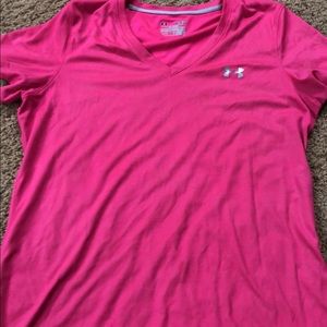 Under Armour T-shirt